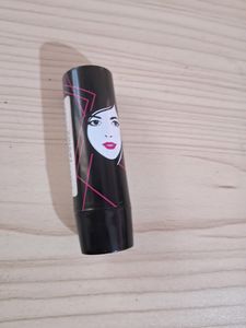 Red Elle 18 Lipstick 💄