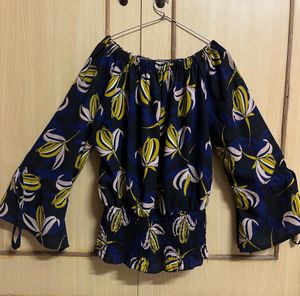 Off Shoulder Top Stretchable material!