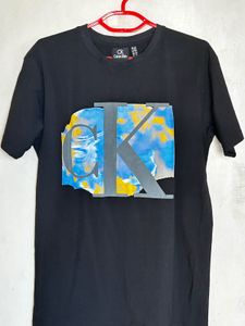 Calvin Klein Graphic Tee
