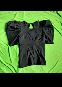 Tokyo Talkies Top V Neck Puff Sleeve