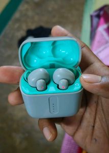boAt Airbuds 148