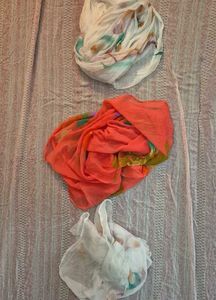 17 Soft Scarves