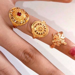 Gold Tone Ring Set (10)