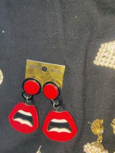 Earrings Combo Available With Free Hair Clutcher