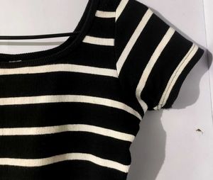 Black &amp; White Crop Top