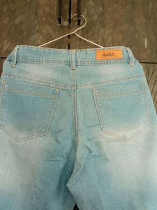 Blue Boyfriend&#39;s Jeans