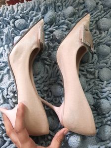Light Pink Beautiful Heels 😍