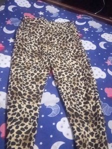 Very Beautiful Cheetah Prink Leggings