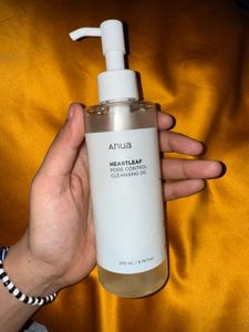 Anua Cleansing Oil