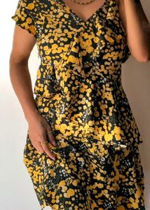 Floral Print Dress 💛 🌼
