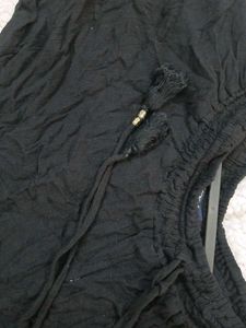 black beach short with Drawstring