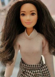 Barbie Fashionista Doll with Brunette Hair