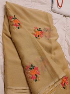 Simple And Beautiful Saree