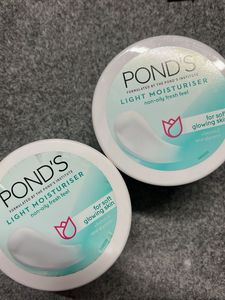 Ponds Light Moisturiser Pack 2 300ml Each