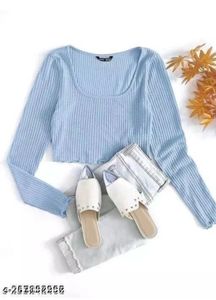 xs size fitted blur tank crop top