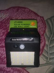 Solar Motion Sensor Light