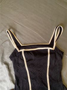 chic black bodysuit top