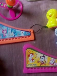 Kids&#39; Light-Up Toy Bundle