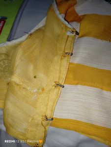 Elegant Yellow &amp; White Saree blouse