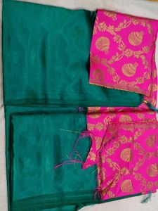 Elegant Green &amp; Pink Saree Fabric