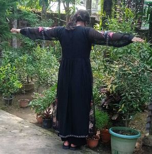 Embroidered Kurta Set