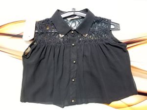 Chic Black Sleeveless Top