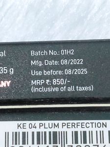 Myglamm Kajal Eye Liner