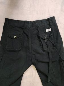 Crop Top Paired With Joggers
