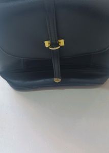 Sling Bag Cum Backpack Imported In Good Condition