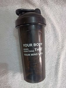 Gym Shaker Bottle 750ml❗50% OFF ON DELIVERY FEE ❗