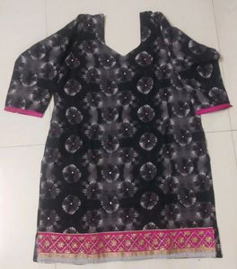 Short Kurti to Pair With Dhotti/Salwar