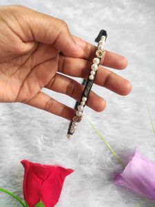22.Handmade Hairband For Girls