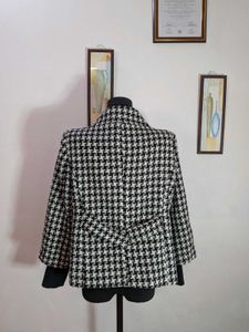 Houndstooth Patterned Coat