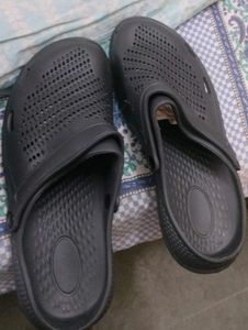 Vertis Crocs