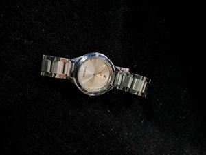 Stunners White Dial Metal Strap Watch
