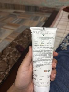 Forever Radiance Face Wash