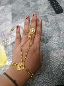 Stunning Golden Kundan Hathphool