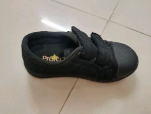 Canvas Black School Shoes Size 8