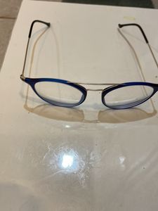 Eye Glassess With -2 Power In Both