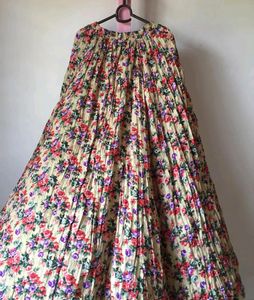 💥Price Drop💥.Floral Skirt