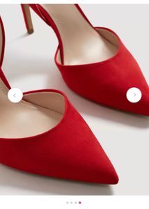 Mango Women Red Solid Pumps