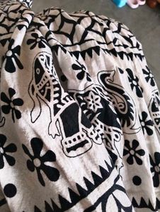 Black printed White Skirt.