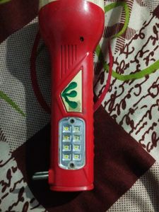 selling damaged recharable torch