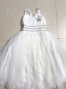 a beautiful frock for girls..