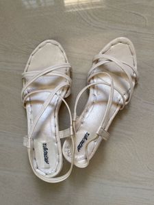 Elegant Beige Strappy Sandals