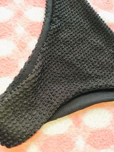 Textured Black Bikini Bottom🖤