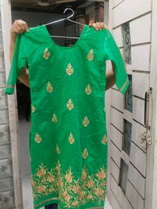 Suit And Salwaar With Dupatta