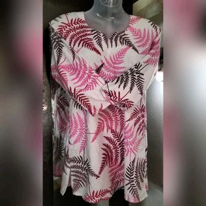 Women Floral Print White &amp; Pink Short Kurti