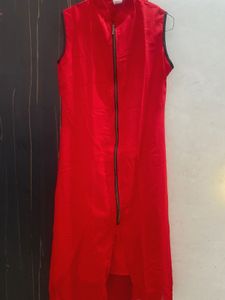Red Sleeveless Kurta
