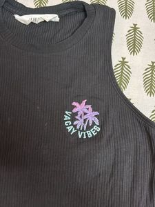 Hm Kids And Women Crop Top